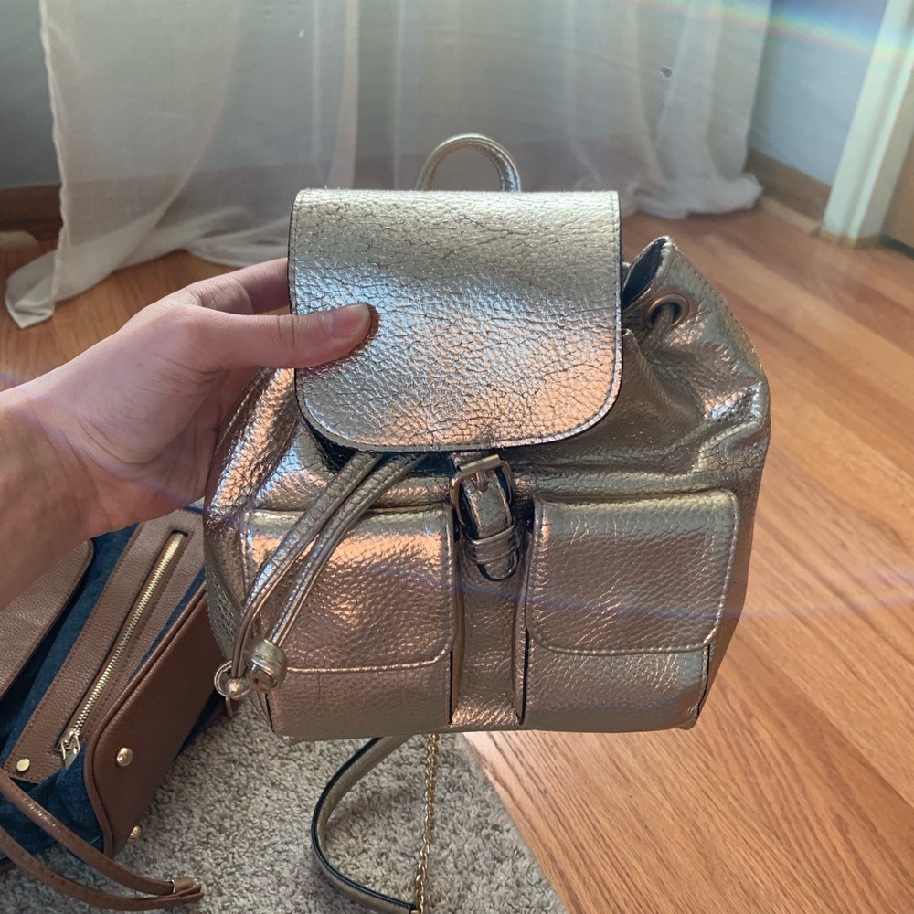 3 backpack 🎒 - Picture 3 of 7